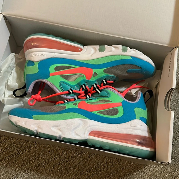 Nike Air Max 270 React 💚🩷 Electro Green / Flash Crimson - Picture 1 of 1
